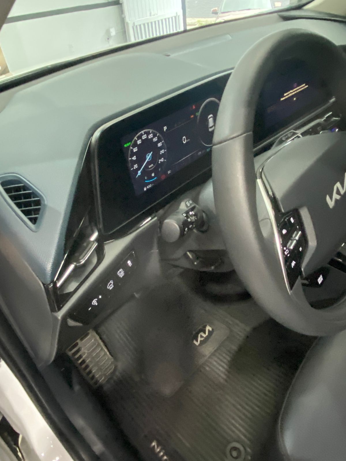 KIA NIRO ZENITH 2025